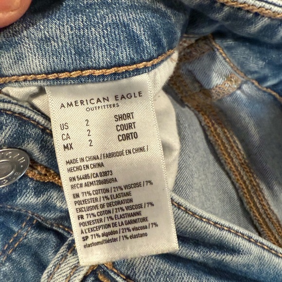 American Eagle Bundle 2 pairs Hi Rise Distressed Jegging Size 2. Light & Medium - Picture 6 of 13
